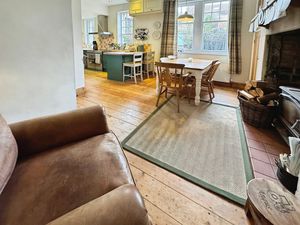 Photo 8- click for photo gallery